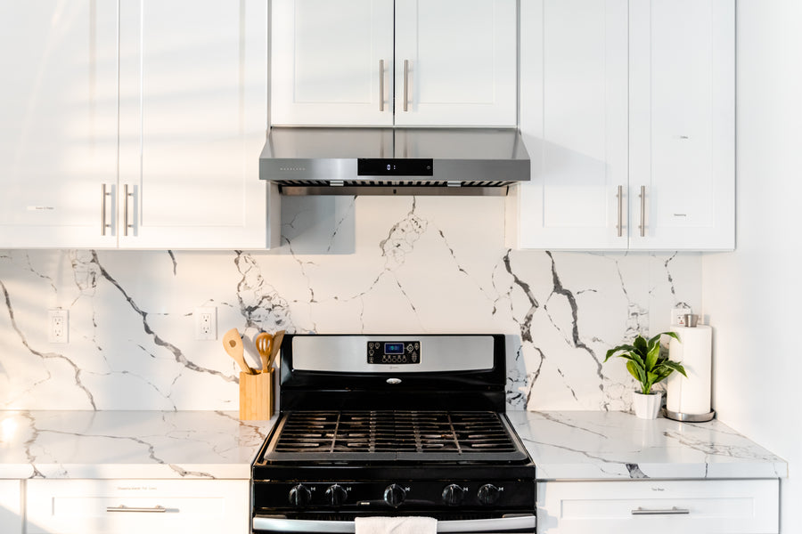 Hauslane | Under Cabinet Versa Vent Range Hood with Stainless Steel Filters (UC-PS18)