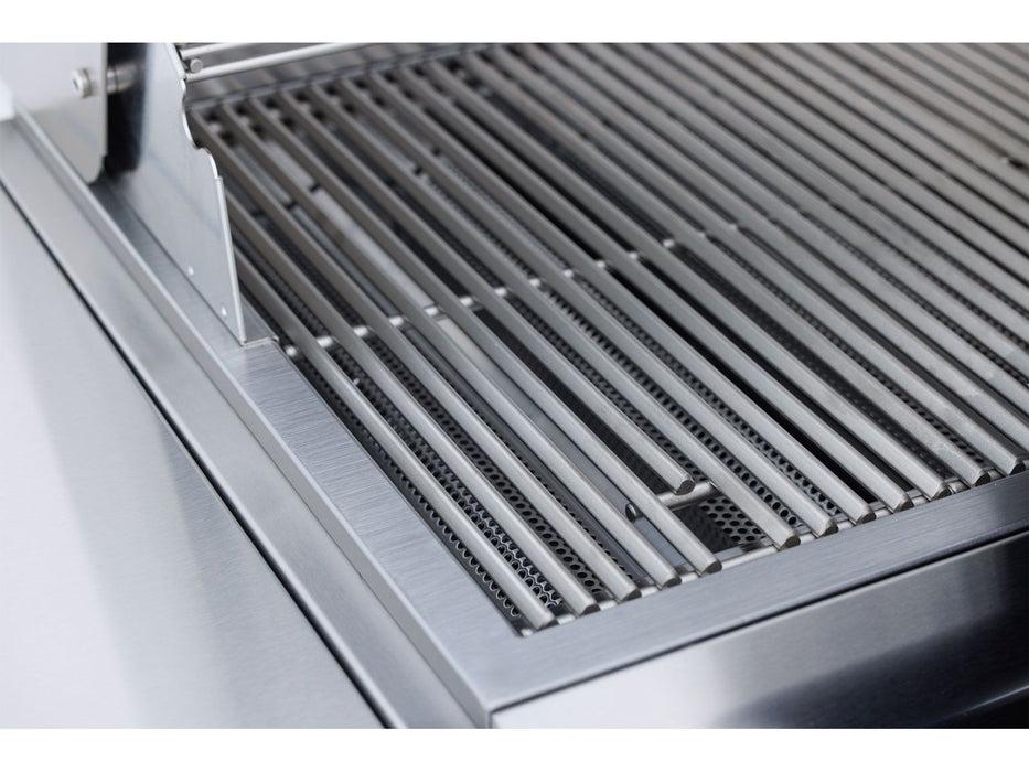 Blaze BCM 32-Inch 4-Burner Built-In Gas Grill