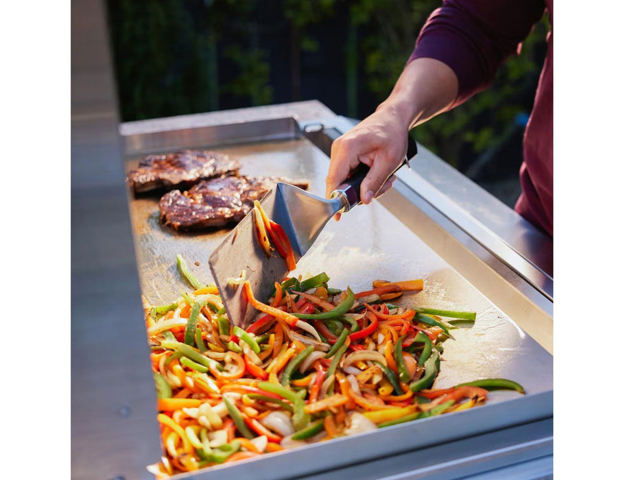 Blaze LTE PRO 40-Inch Built-in Gas Griddle with Digital Temperature Screen & Lift-Assist Lid