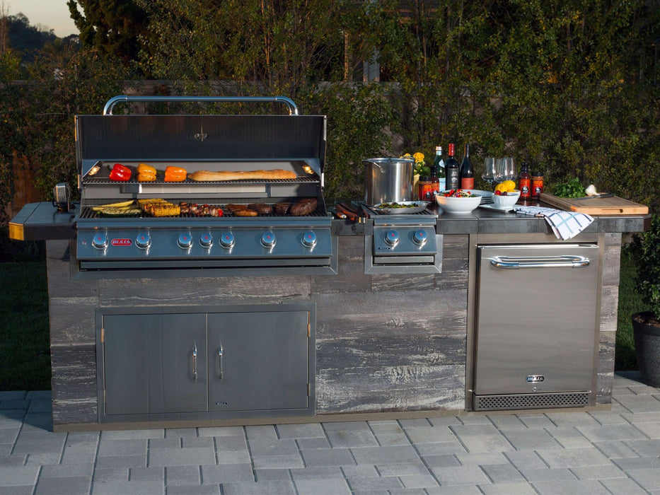 Bull Diablo 46-Inch 6-Burner Built-In Gas Grill With Rear Infrared Burner & Rotisserie Kit