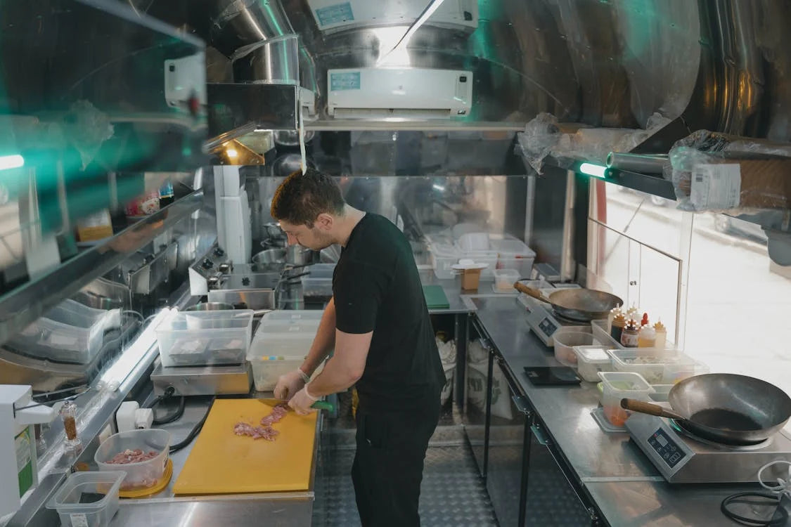 The Largest Selection of Commercial Kitchen Equipment & Home Appliances