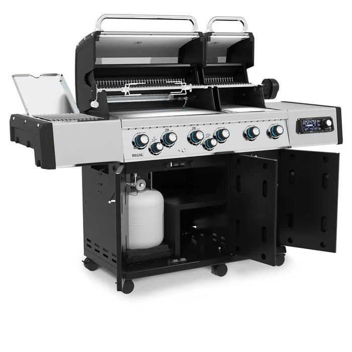 Broil King Regal Q 690 Pro IR 6 Burner Propane Grill - Black - 689244