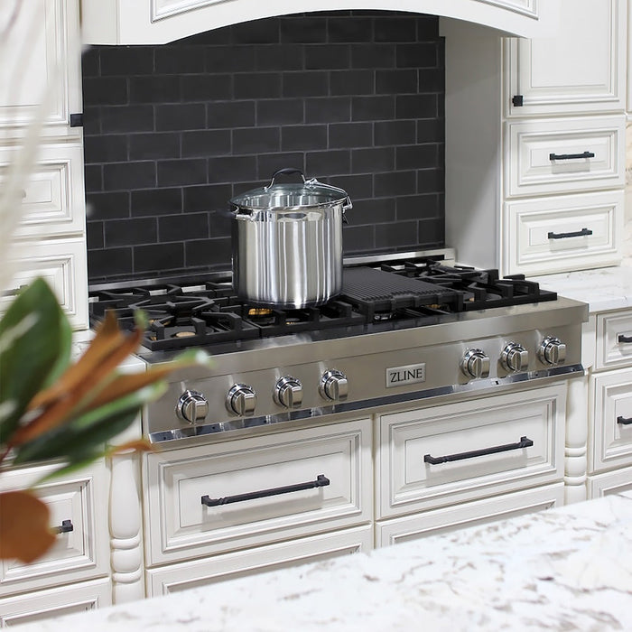 ZLINE 48 in. Porcelain Gas Rangetop with 7 Brass Burners and Griddle (RT-BR-GR-48)